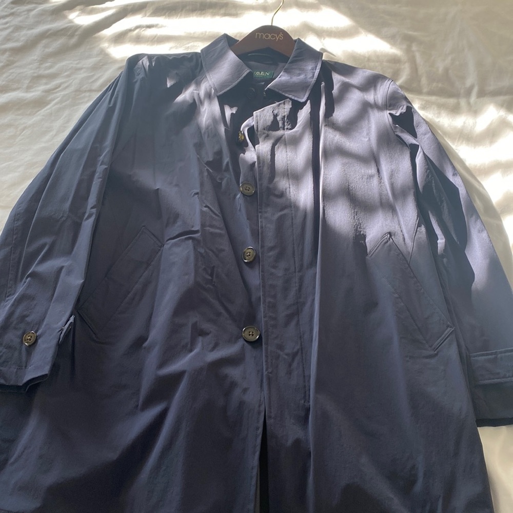 Lauren Ralph Lauren men’s dress raincoat (44R)